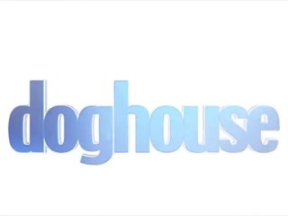 Doghouse - kaira प्यार होती हे एक हॉट रेडहेड चिक और आनंद मिलता है भराई उसकी पुसी & आस साथ डिक्स