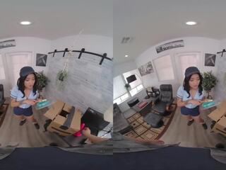 VR Conk Asian Delivery sweetheart Has A Perfect Ass To Test New sex video Toys VR dirty movie