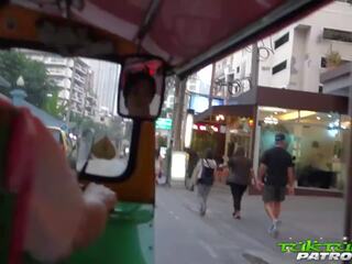 Tuktukpatrol dapper thai pulot kailangan a mabuti pakikipagtalik
